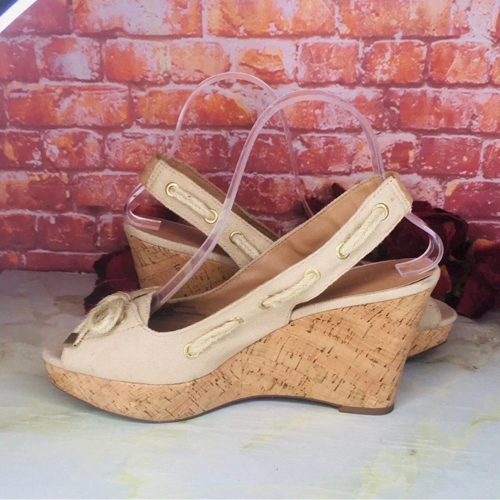 Franco Sarto khaki burlap